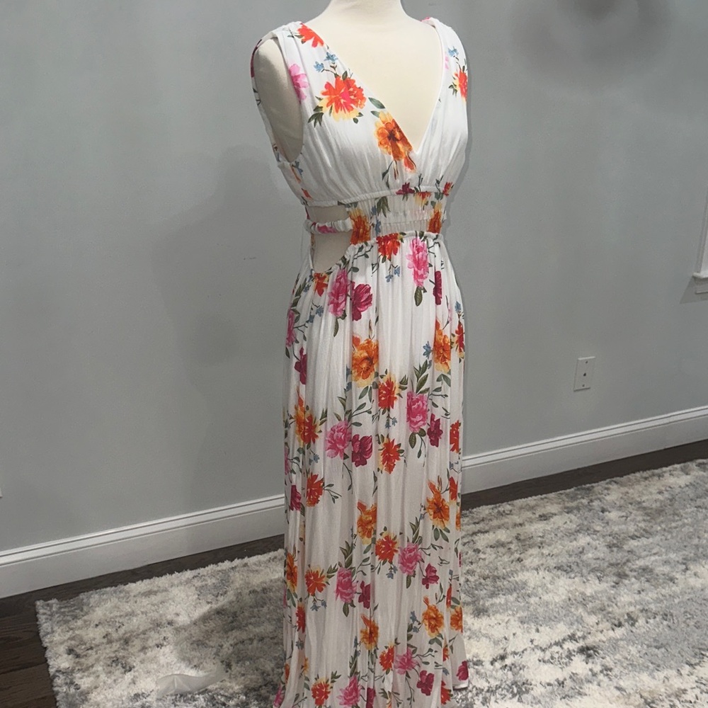 Elegant Floral Cutout Maxi Dress